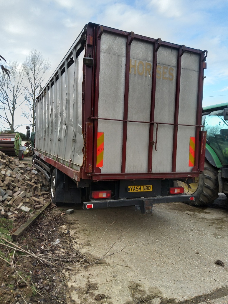 /photos/178271894520200210 Volvo FL6 3 Lorry.jpg